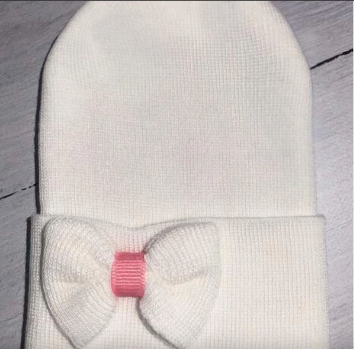 White/Pink Bow Ilybean