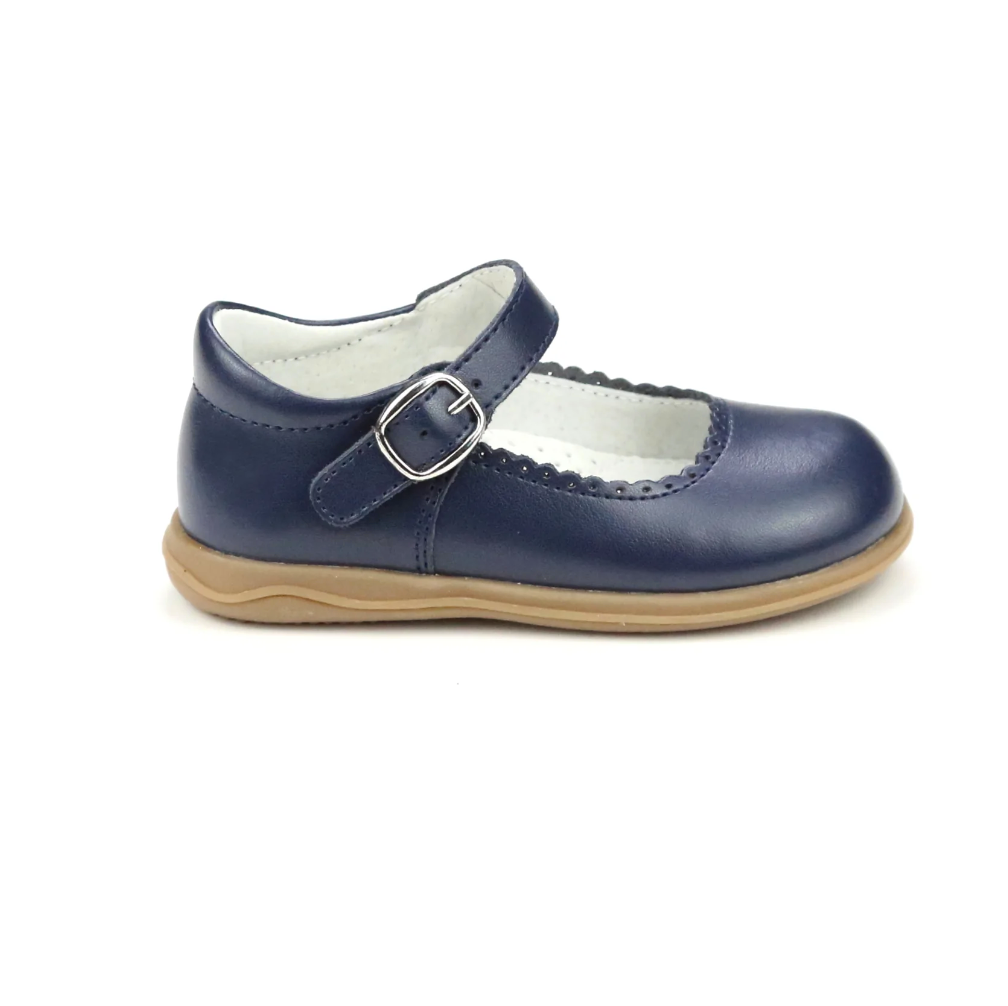 Chloe Scallop Mary Jane, Navy