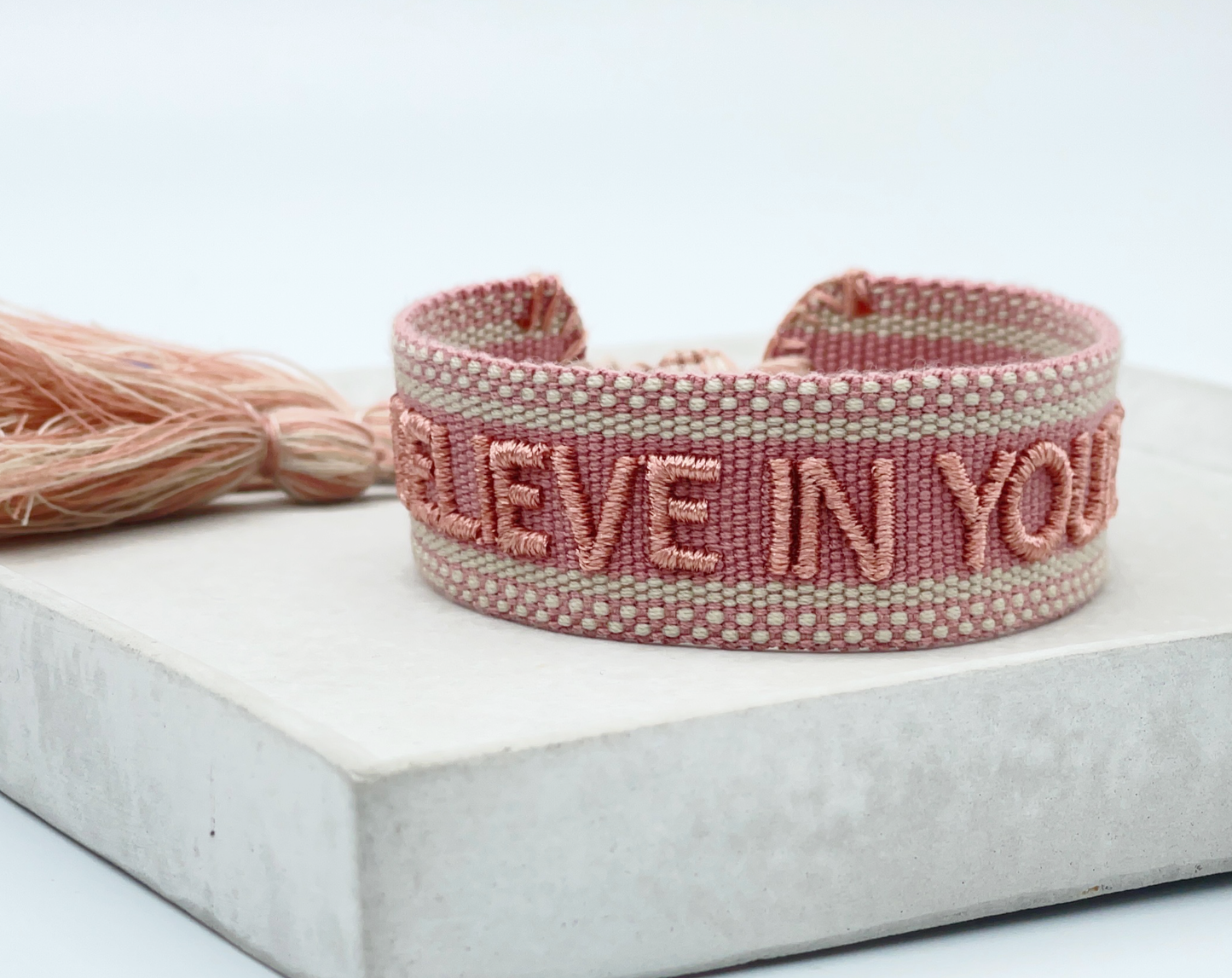 BELIEVE IN YOURSELF (Bracelet)