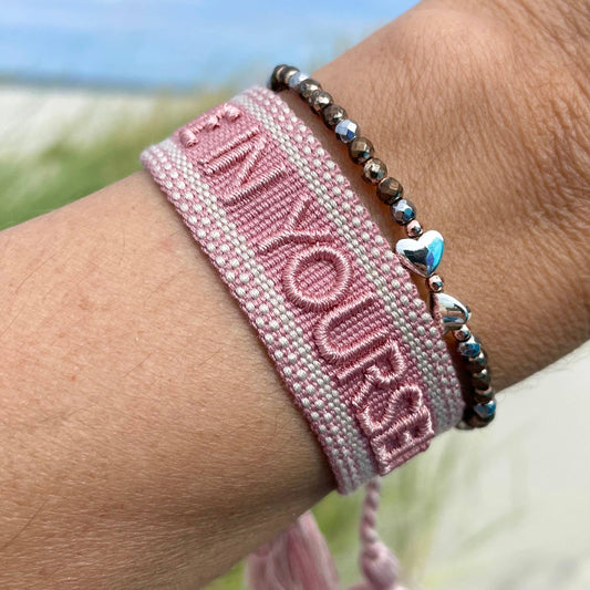 BELIEVE IN YOURSELF (Bracelet)