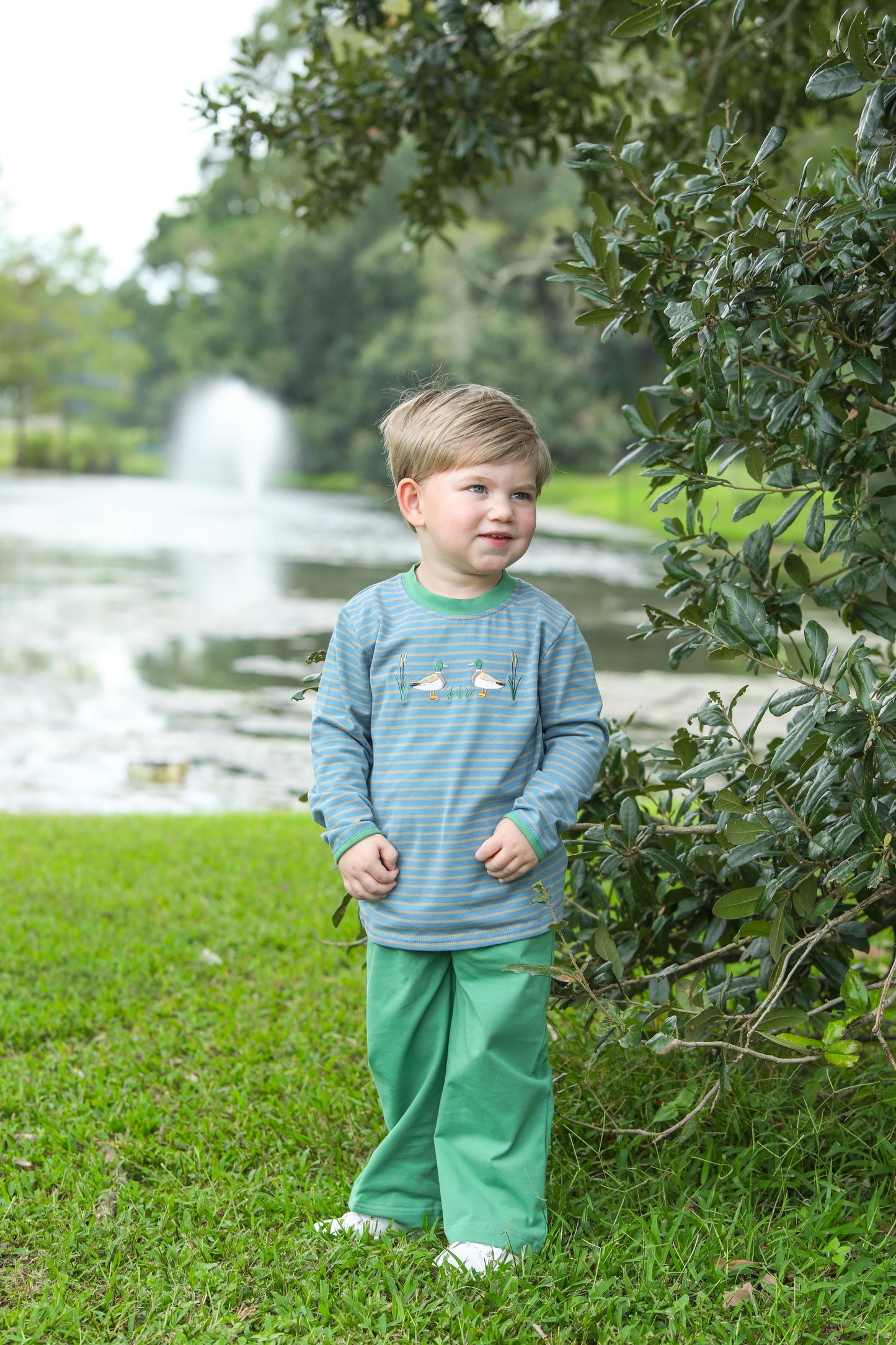 Mallard Embroidery Pants Set