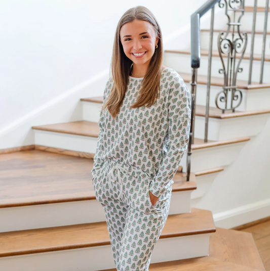 Audrey Under the Christmas Tree Set